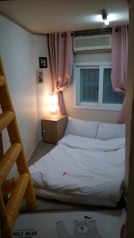 Guesthouse Myeongdong 2 Seoel Buitenkant foto