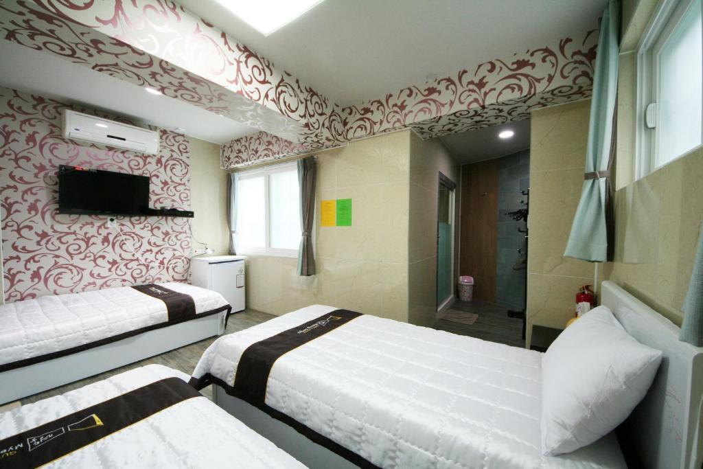 Guesthouse Myeongdong 2 Seoel Kamer foto