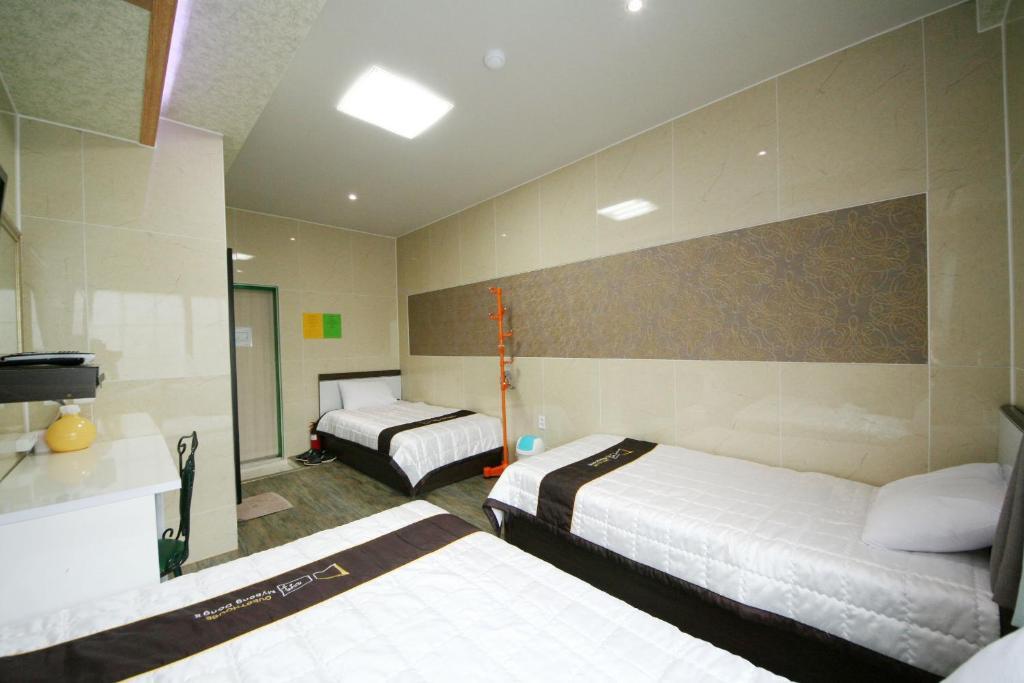 Guesthouse Myeongdong 2 Seoel Kamer foto