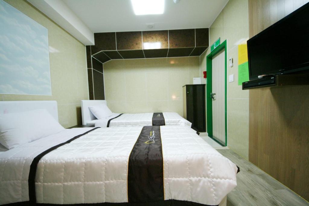 Guesthouse Myeongdong 2 Seoel Kamer foto